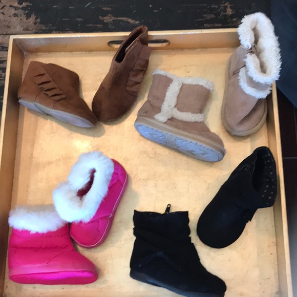Old Navy Other - Bundle 4 pr girls size 4 Winter boots shoes 💖